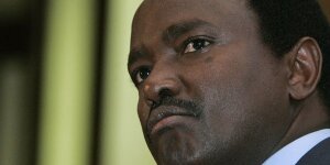 Kalonzo Musyoka set to Quit CORD due to differences with Raila